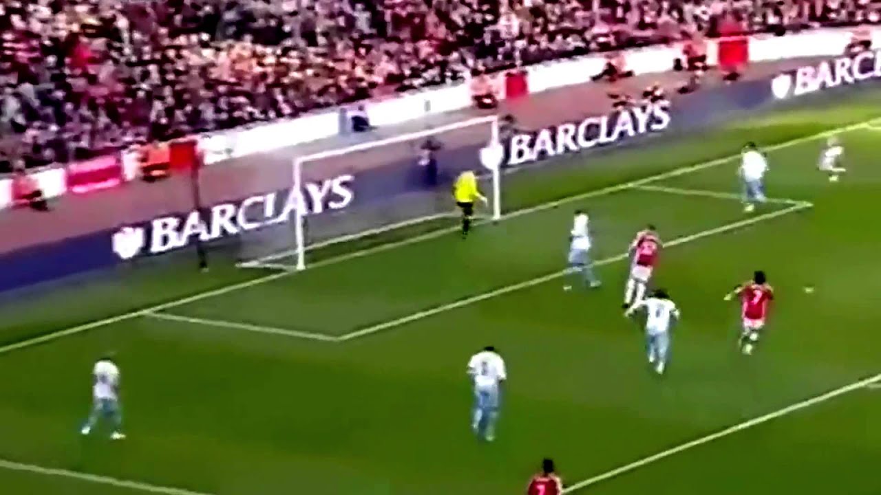 Nicklas Bendtner vs Burnley