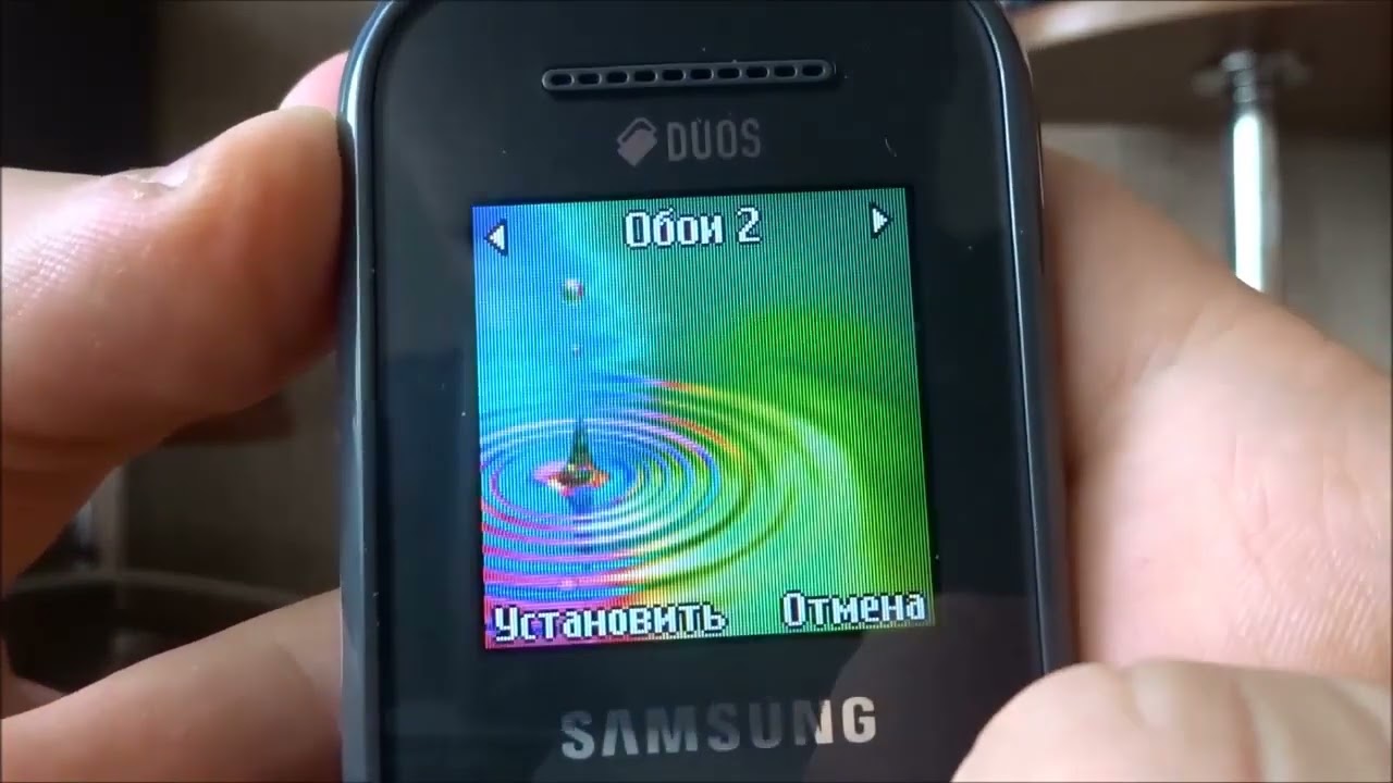 Обзор телефона Samsung GT E1202I