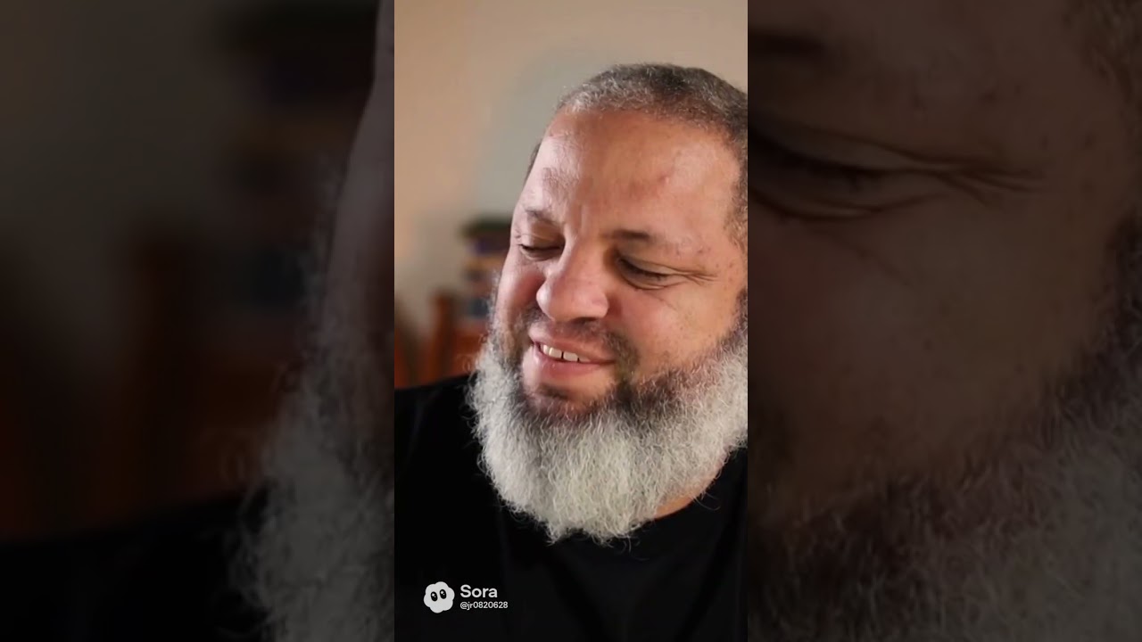 Apocalipsis 1:1-20 NVI[1] Esta es la revelación de Jesucristo, que Dios le dio para mostrar 