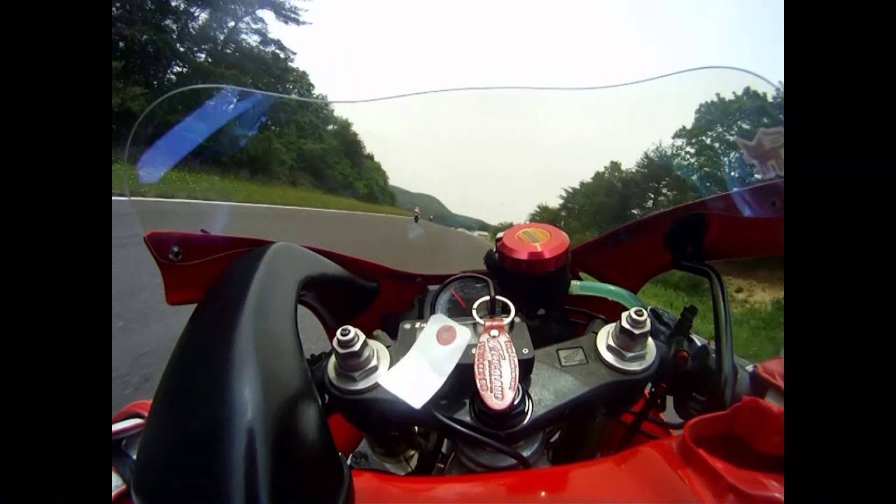 HONDA RVF400(NC35) Onboard