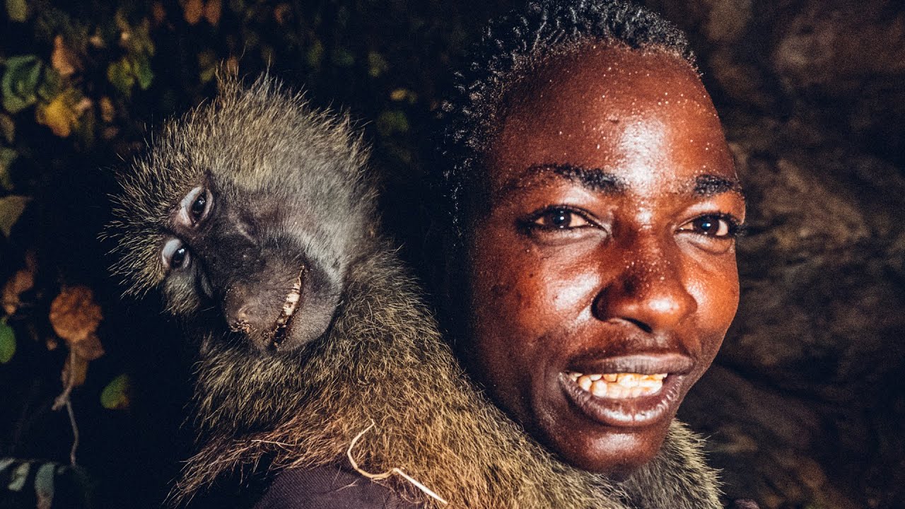 CATCHING BABOONS with the HADZA PEOPLE (We finally got them)