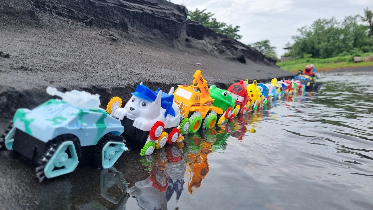 Mobil Mobilan Run Race Thomas, Tayo, Mobil Tank, Mobil Polisi, Mobil Balap, Pesawat, Tractor