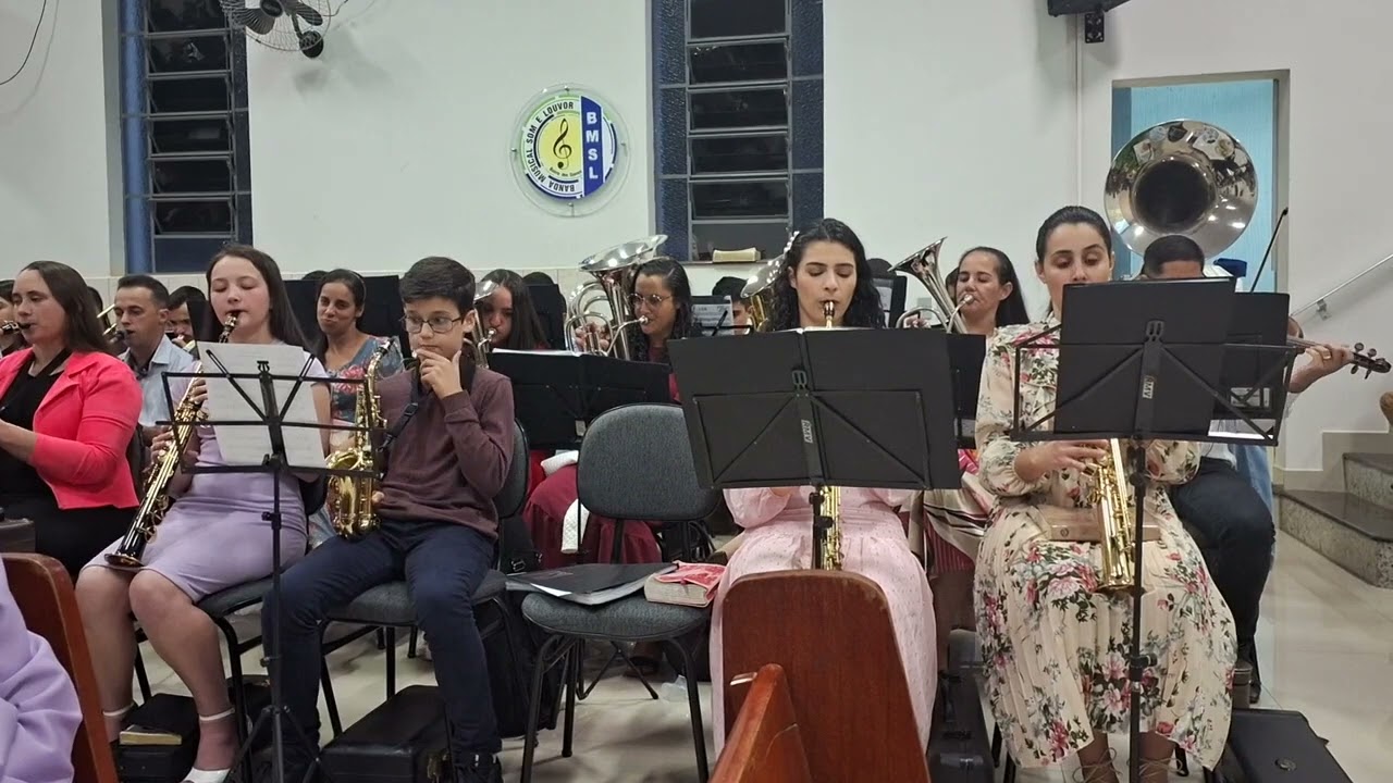 banda som e louvor, bairro Gomes juruaia mg