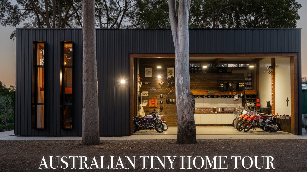 TINY HOME TOUR || Gold Coast, Australia