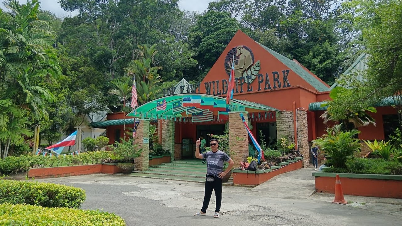 Jalan-Jalan Ke Zoo Lok Kawi (Lok Kawi Wildlife Park)