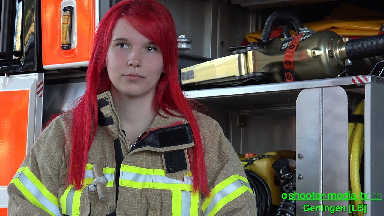 [AKTIVE FRAUEN IM EHRENAMT] - (Feuerwehrfrauen stellen sich vor) - Aufgaben in allen Bereichen | [S]