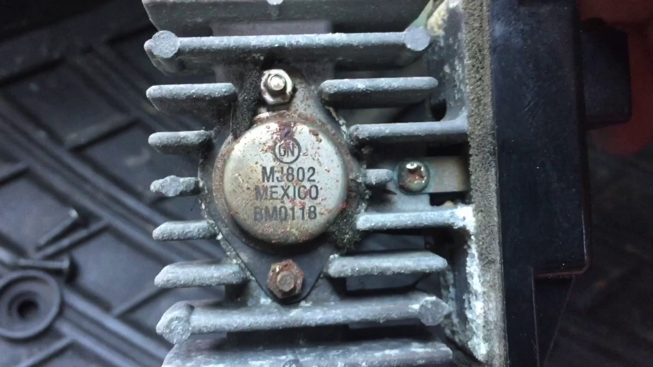 2002 Volvo S40 Fixing fan blower motor resistor So EASY!
