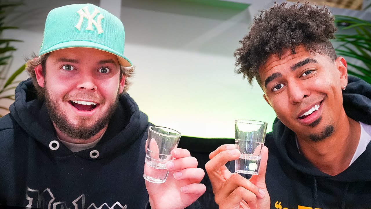 CRAZY TRUTH Or DRINK w/ Moochie