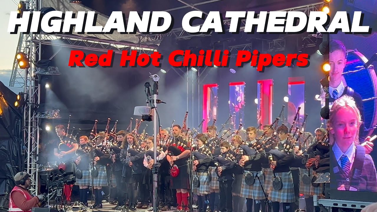 BAGPIPES Highland Cathedral - Red Hot Chilli Pipers
