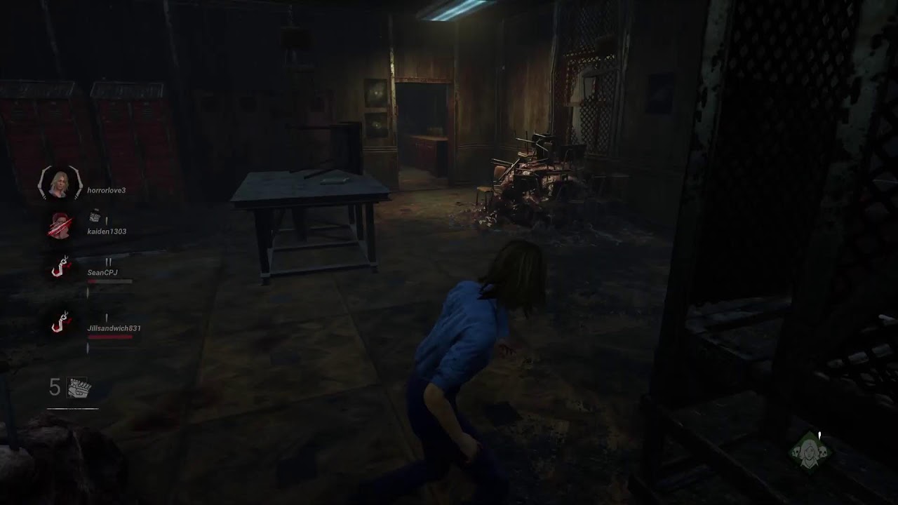 Playing Dead by daylight (Im bad at it)