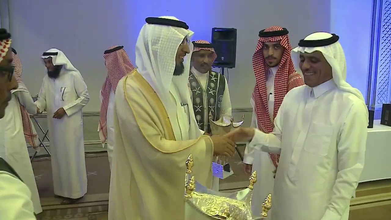 حفل تكريم مدير مكتب الظهران المتقاعد الاستاذ سعيد بن عبد العزيز القحطاني