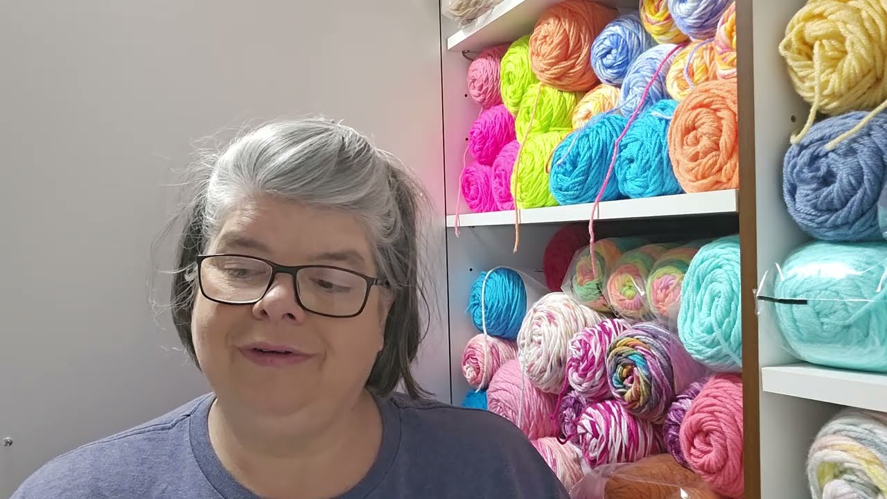Wednesday Wip  Crochet Chat..FO's and a Book Look 