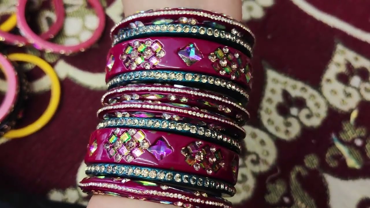 Original lakh ka chooda at Manju Textiles Inderpura udaipurwati #chooda #lakh #bangles #lakhkachooda