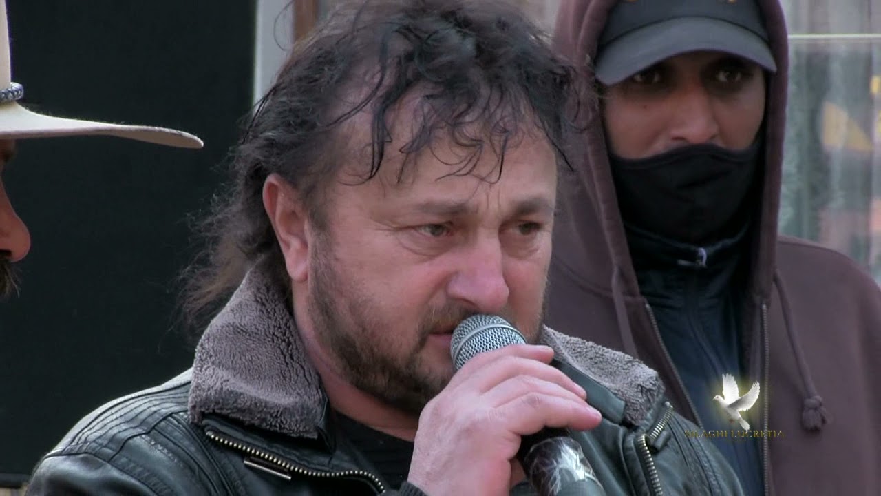 Inmormantare la mama lui Buzescu si Mugurel -Turda