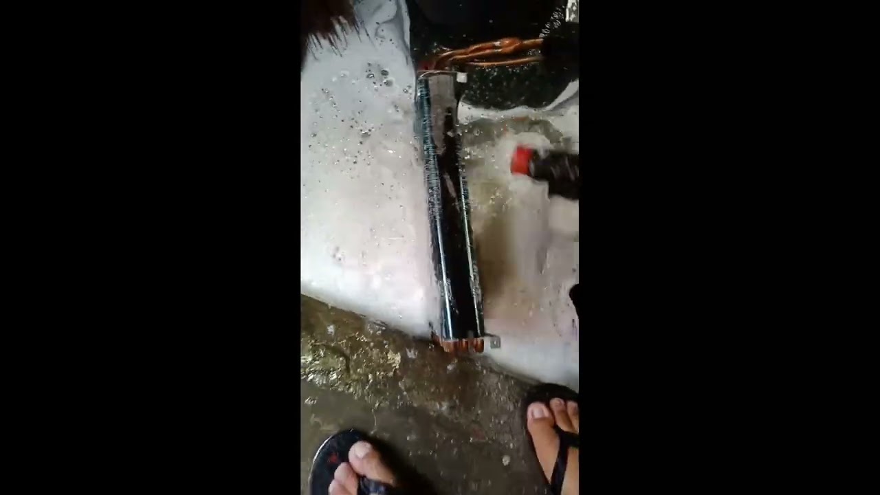 HOW WE CLEAN HAIER WINDOW TYPE AIRCON || TAGALOG