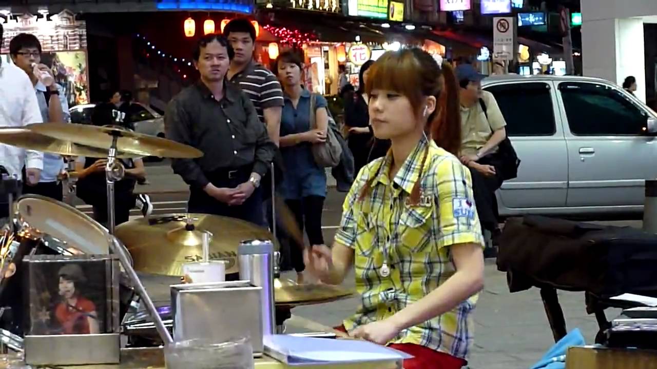 爵士鼓美少女曼青---POKER FACE (HD)