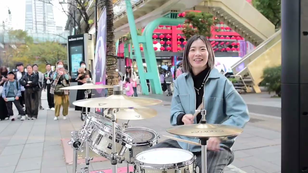 TFBOYS《青春修煉手冊》街演 JAN | 羅小白 S.white