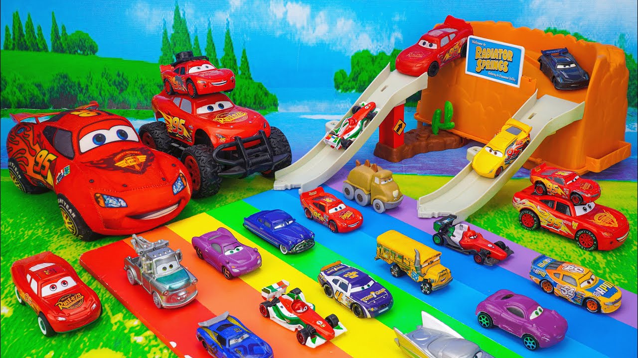 Disney Pixar Cars Unboxing Review | Disney Pixar Cars Speeding Through Radiator Springs Diecast Set