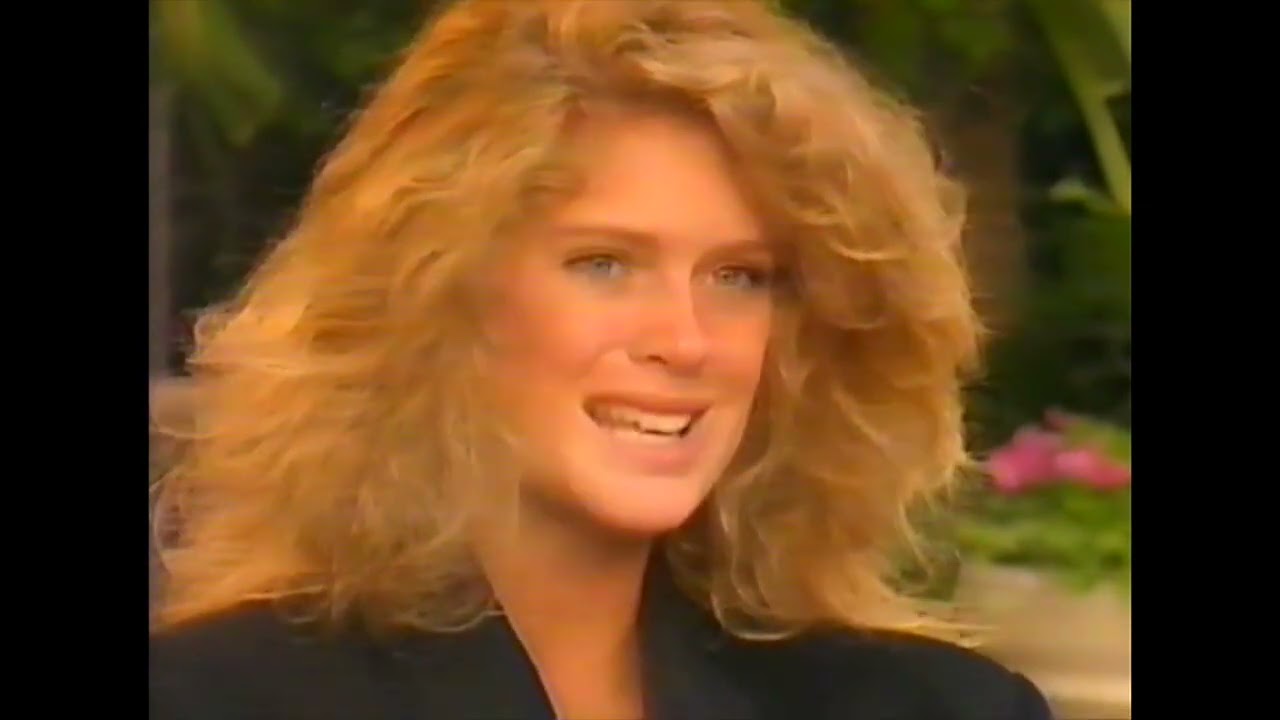 Rachel Hunter: Cover Girl (1992 New Zealand Documentary)