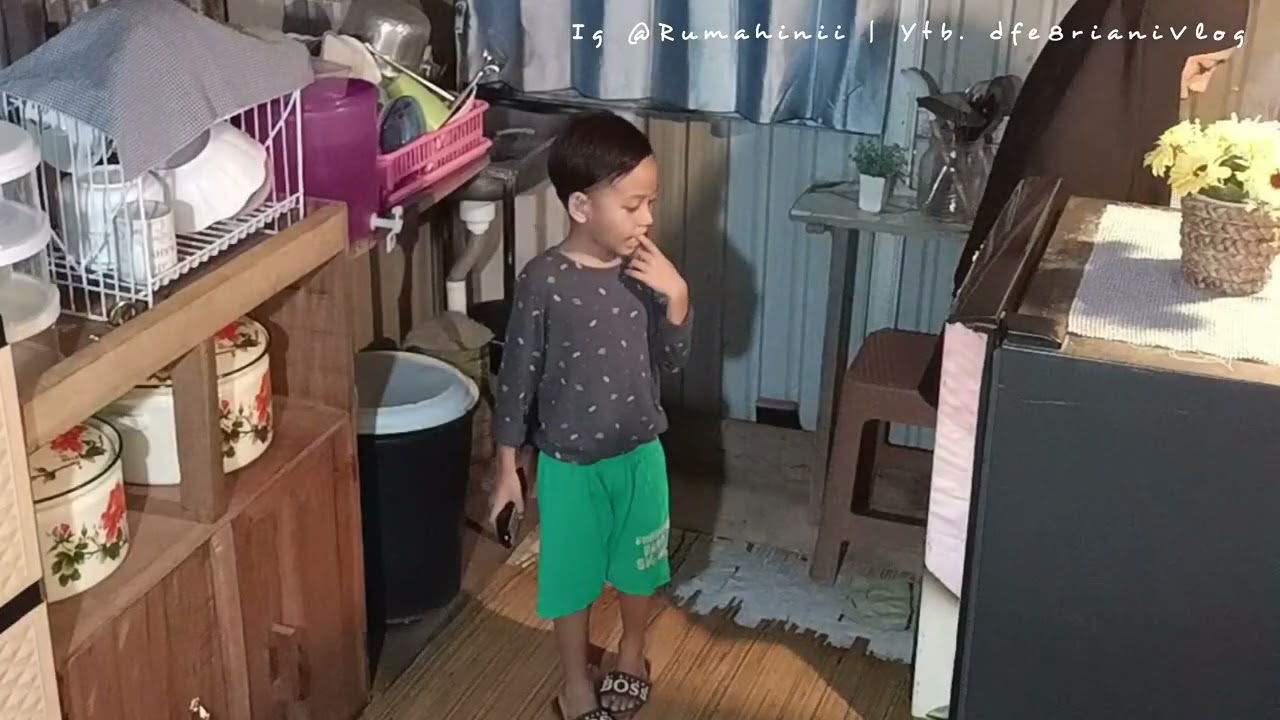 Mini Vlog | Ganti seprei | Tv juga kita pindahin lagi ke ruang tamu sedeehana #hidupdidesa #irt 