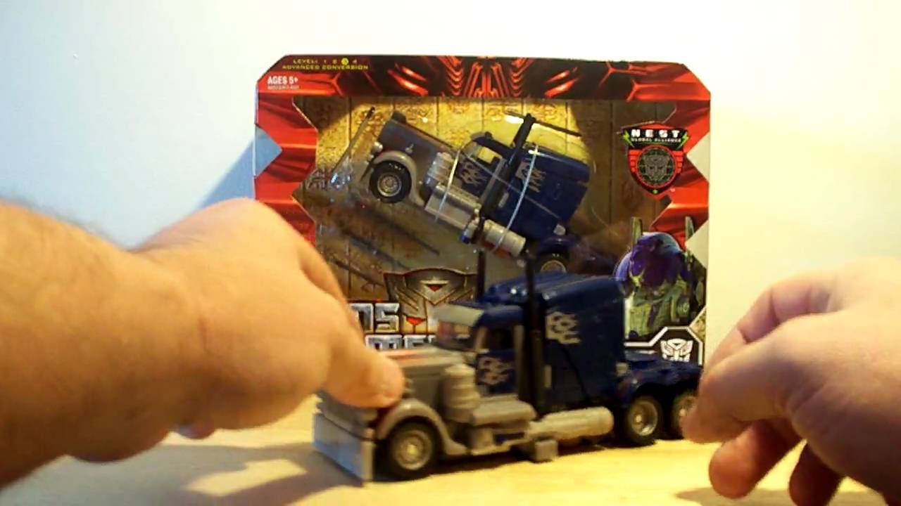 TRANSFORMERS ROTF DEFENDER OPTIMUS PRIME NEST VOYAGER CLASS TOY REVIEW