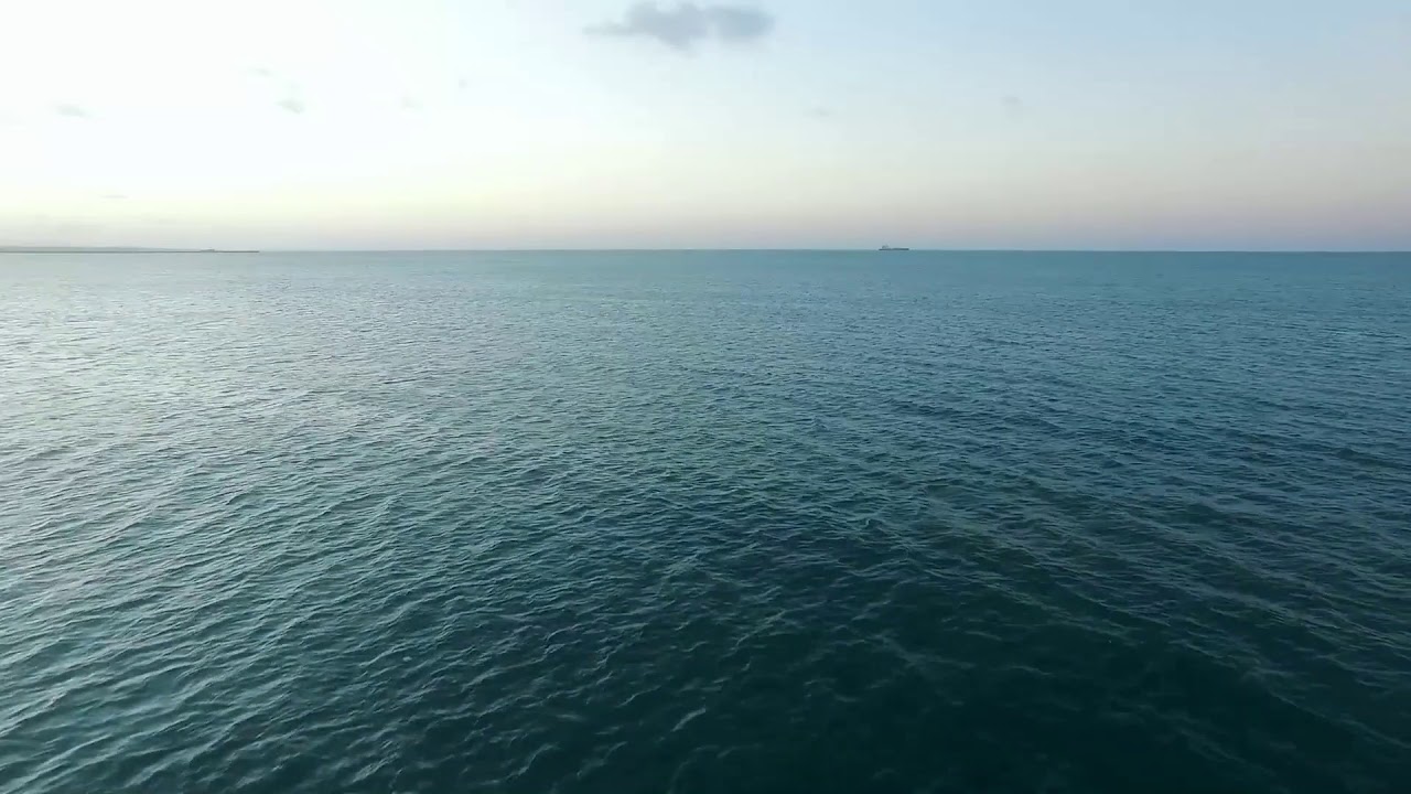 HD BLUE OCEAN DRONE VIEW