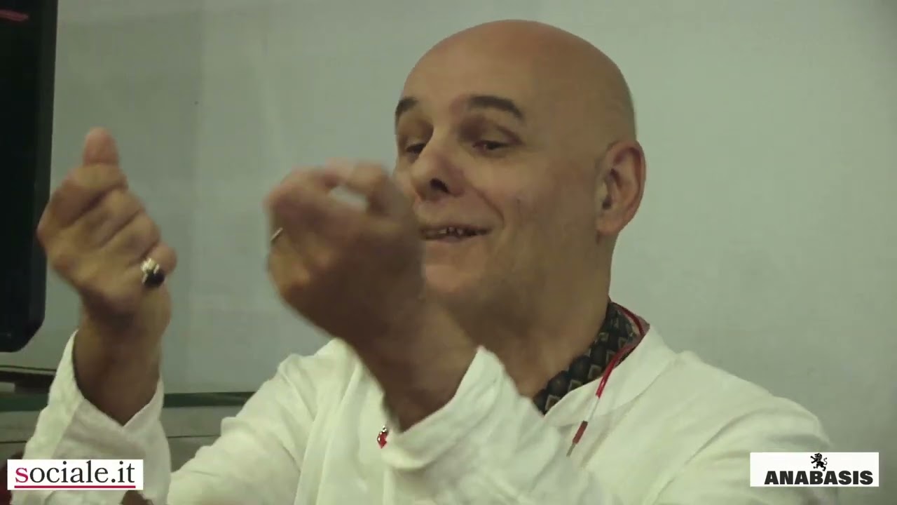 Umberto LUCARELLI - scrittore e regista teatro e cinema - Roma, Anabasis - RIVOTRILL 22 maggio 2023