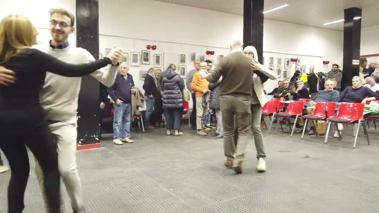 Al Brallo si balla con Stefano Valla e Daniele Scurati, dopo l'evento Progetto di Crinali in musica