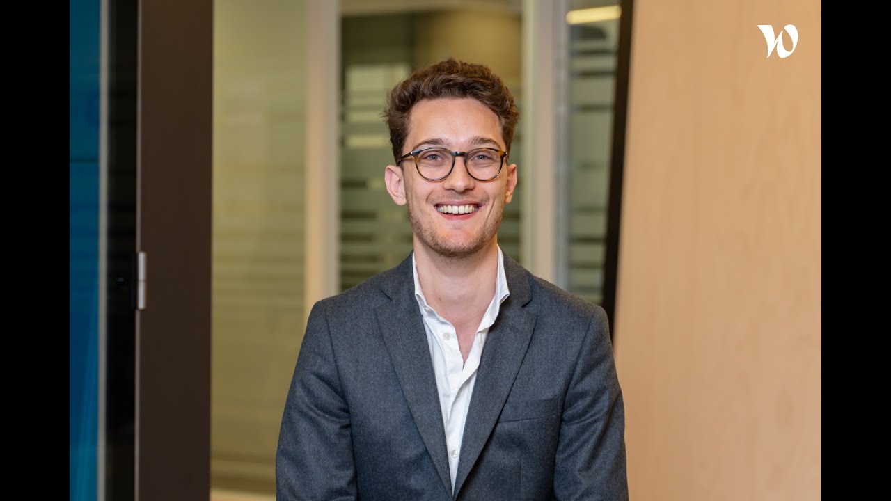 Découvrez FTI Consulting avec Julien, Consultant Communication Stratégique
