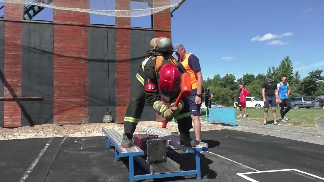 Соревнования «Сильнейший пожарный-спасатель»