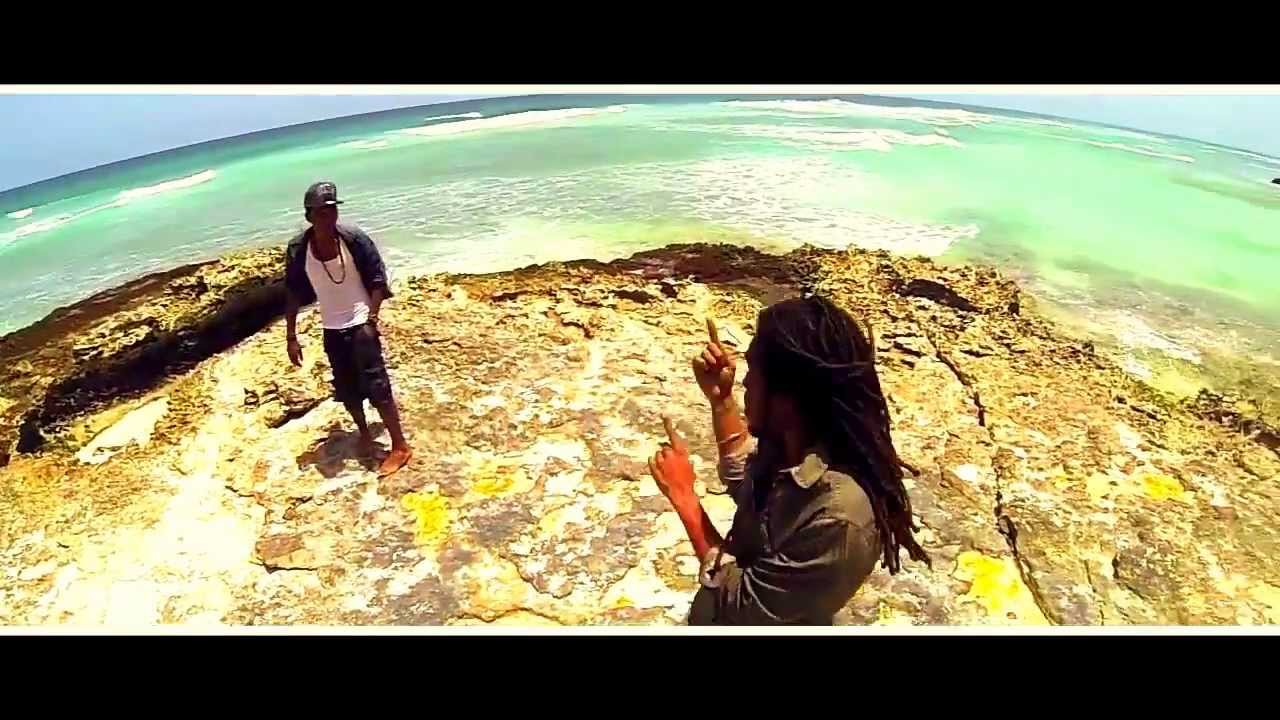 Andiy -  All Around The World Feat. (Matt Cruz)