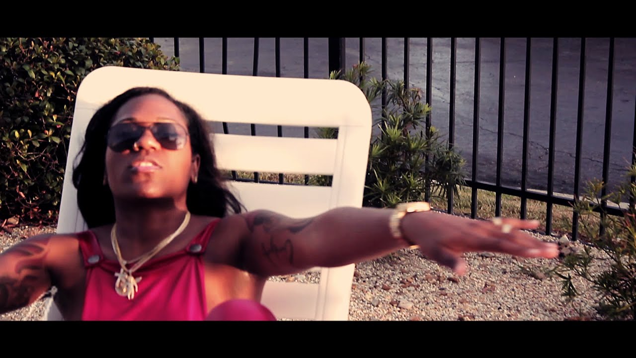 She Money f/ Maine , TEC 