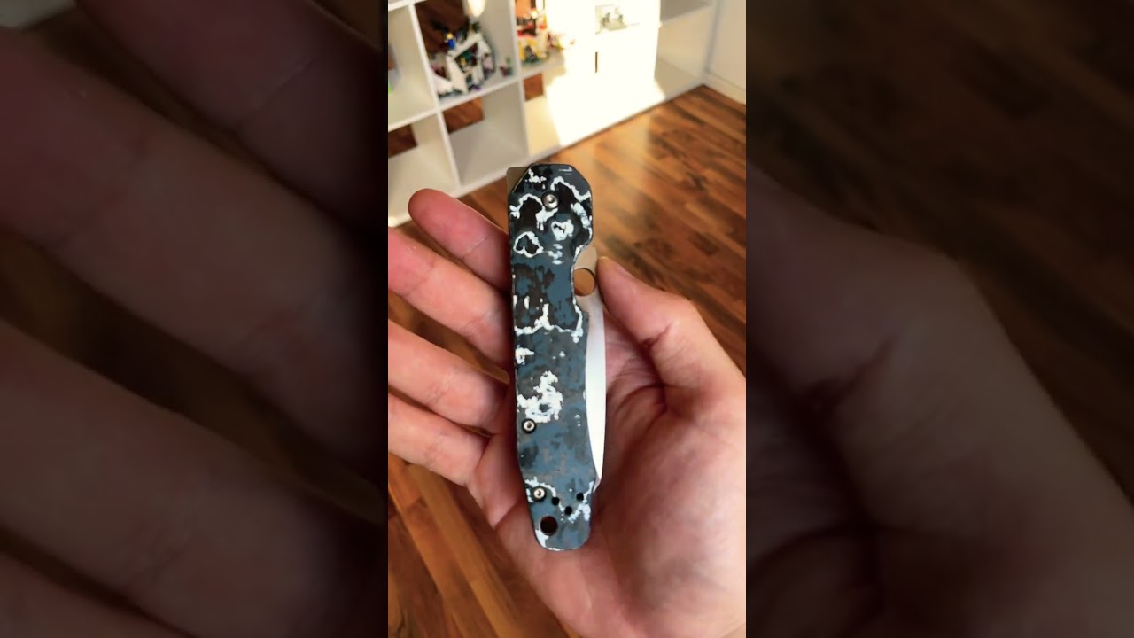 Spyderco Smock with custom fat carbon scales #shorts