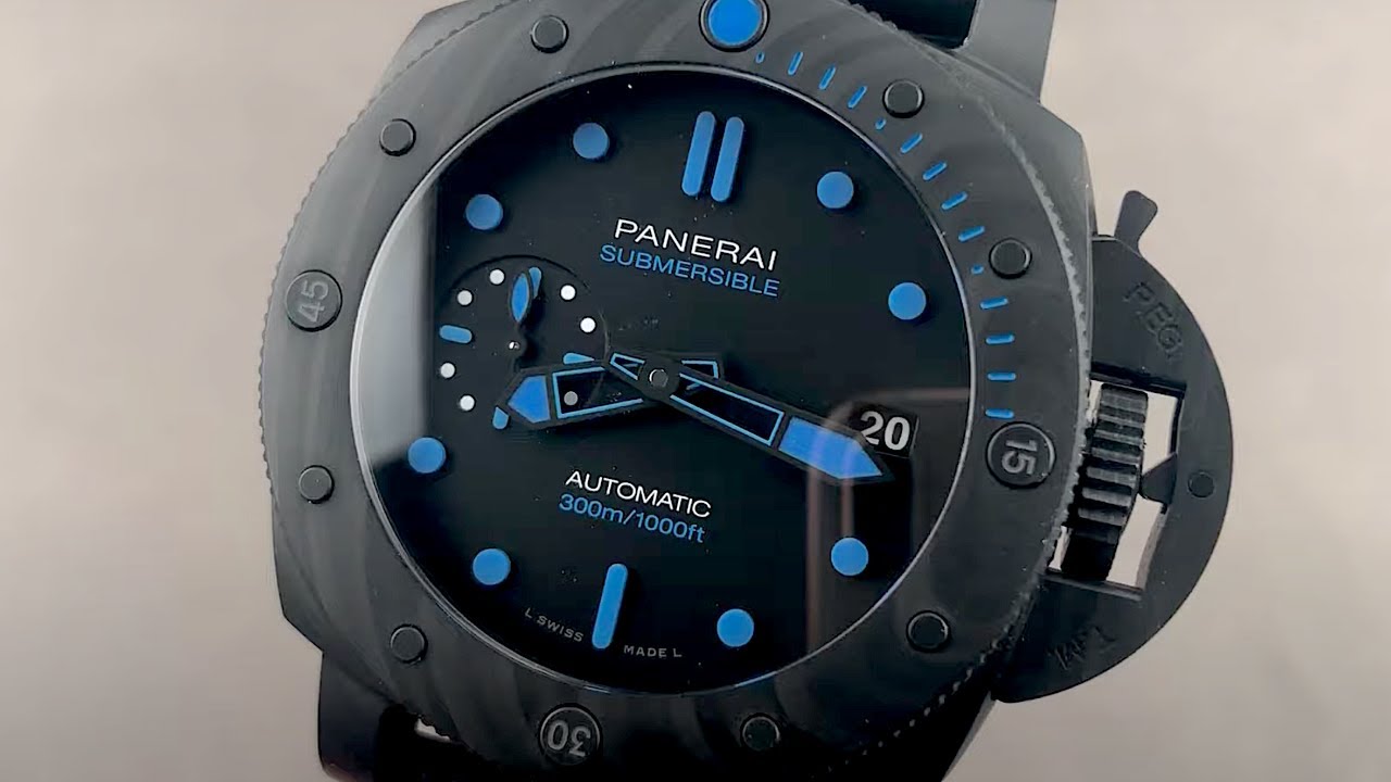 Panerai Submersible Carbotech PAM00960 Watch Review