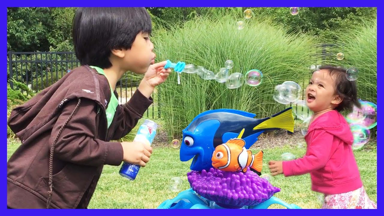 Fun playing outdoors with Bubbles, kids blowing bubbles | Finding Dory Bubbles