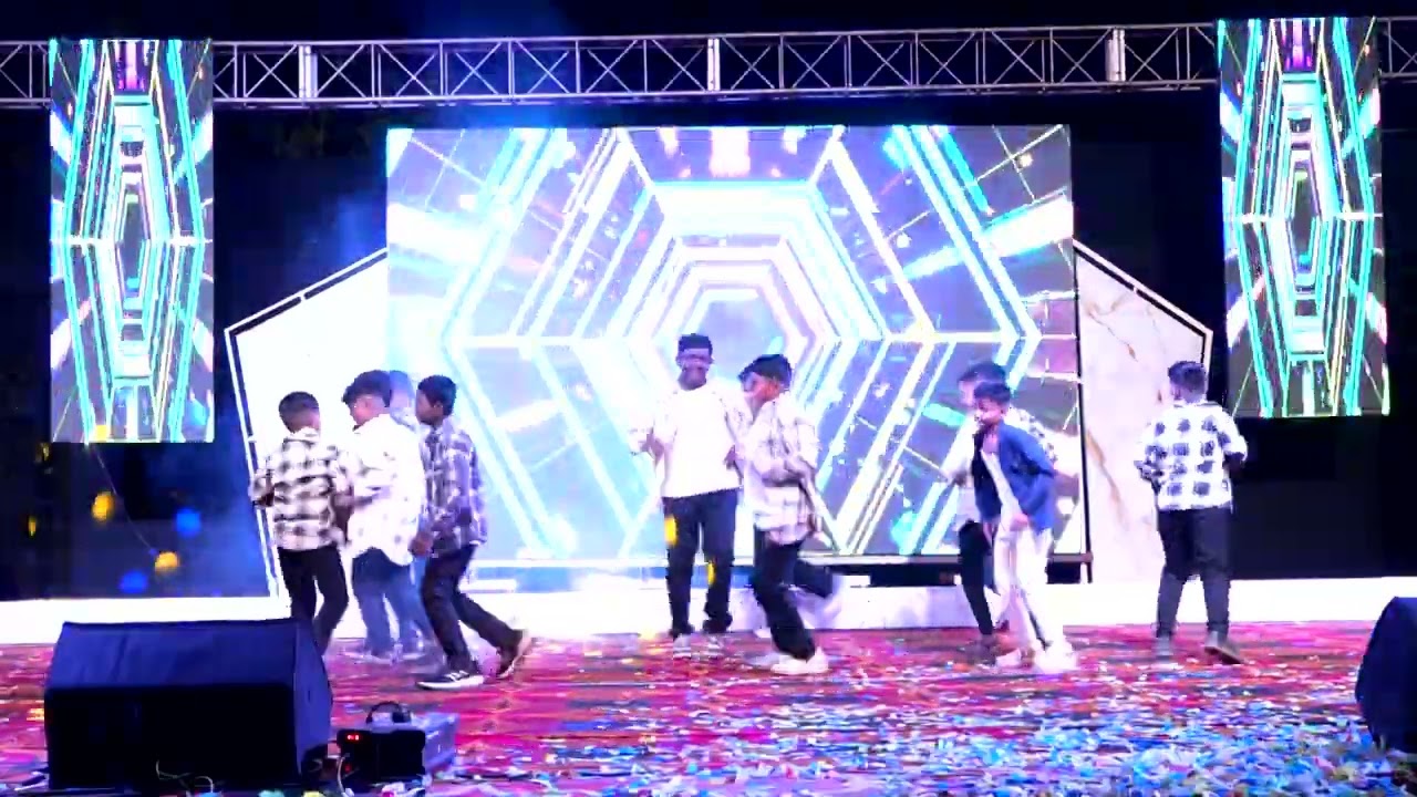 17  SIR C V RAMAN ENGLISH MIDIUM SCHOOL HANAGANDI