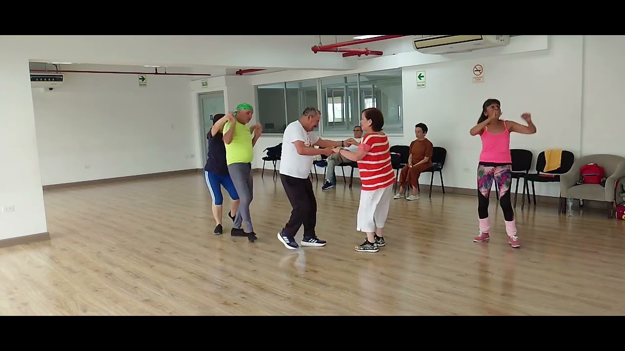 8-#danselaelisraeli #clases #munimiraflores #ritmoscaribeños Los Van Van De CUBA #centroadultosmayor