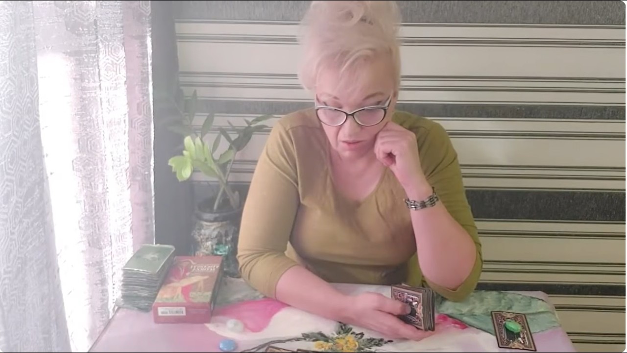 ✨ ЧТО ДУМАЕТ О ВАС ЗАГАДАННЫЙ ЧЕЛОВЕК? 💭💥 I Таро расклад I Таро прогноз I Гадание онлайн