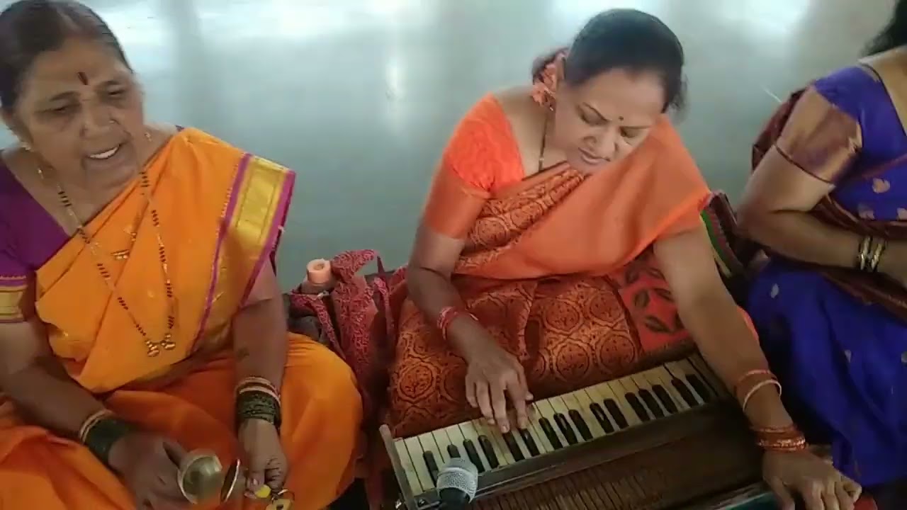 धन्य देवा तुझी करणी नारळाच्या आत पाणी चौंडेश्वरी महिला भजनी मंडळ आटपाडी