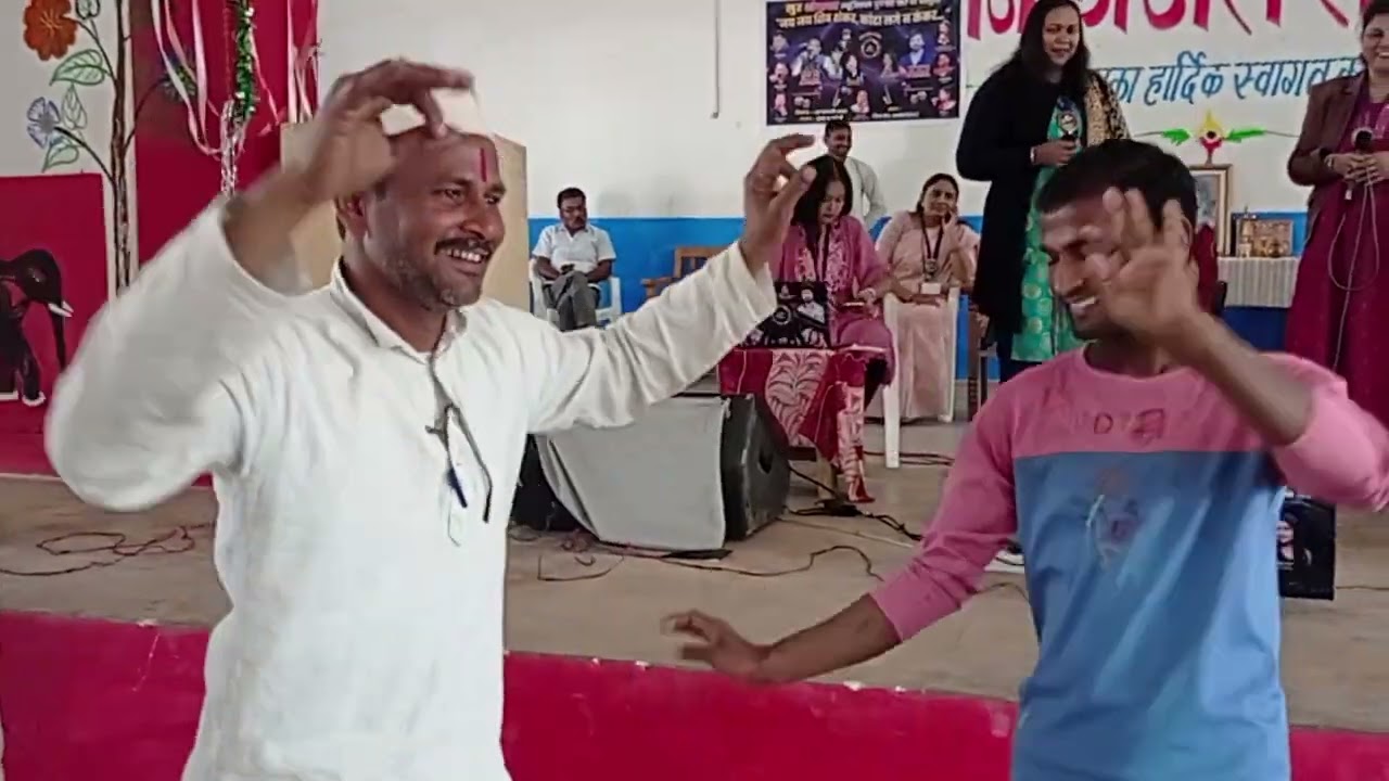 कज़रा मोहब्बत वाला... आयशा खान एवं शशिलता 