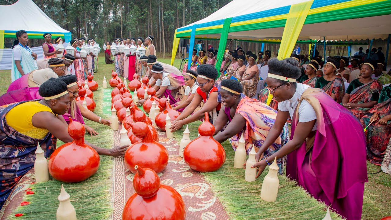 Ababyeyi bo muri Nyamasheke bajishiye igisabo Perezida Kagame