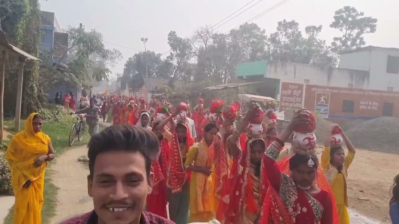 कुल्हाड़िया में भव्य कलश यात्रा ॐ शांति ॐ कार्यक्रम आज 25 तारीख से 31 तारीख तक ।