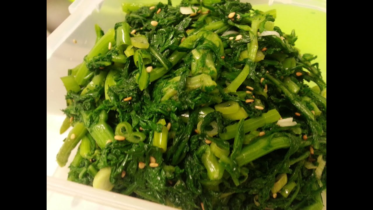 How to Make Crown Daisy Korean Side Dish (쑥갓무침)