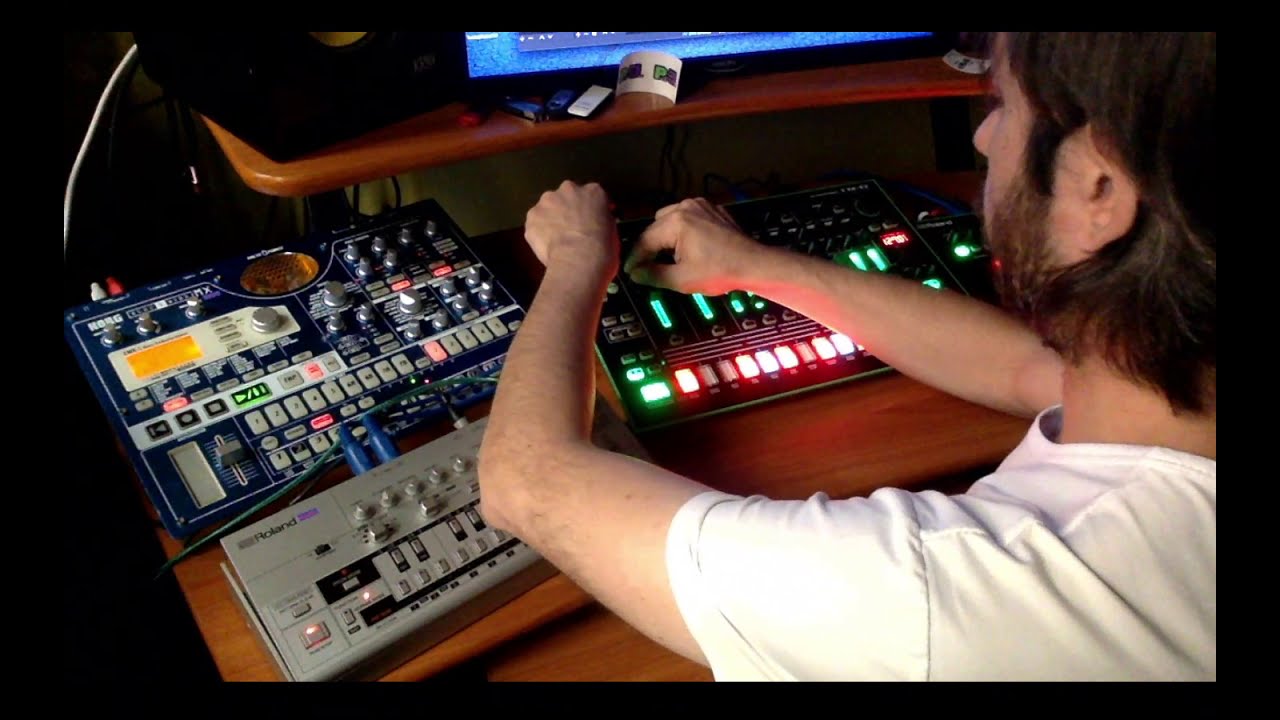 Neotrance Techno Live Session   Electribe MX + Roland TR8 + TB 03 + TB 3 CUT#3