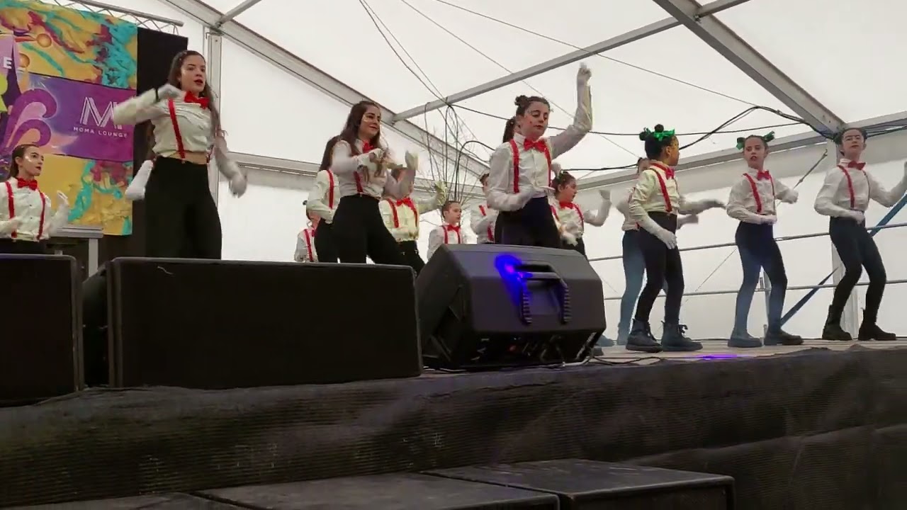 PREGÓN CARNAVAL. ATTITUDE 5