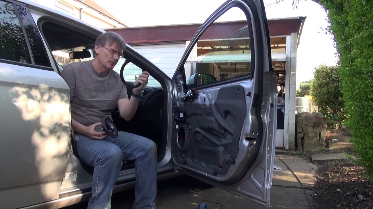 Ford Mondeo Mk4 replace the door speaker