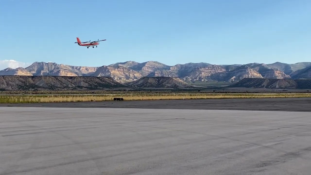 De Havilland DHC6-300 Twin Otter Takeoff KPUC