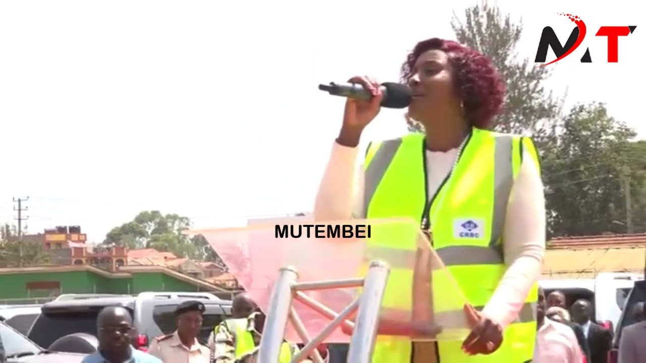 WAMATANGI NI MUOGA! AKIONA MAMA SIMBA ANAKIMBIA