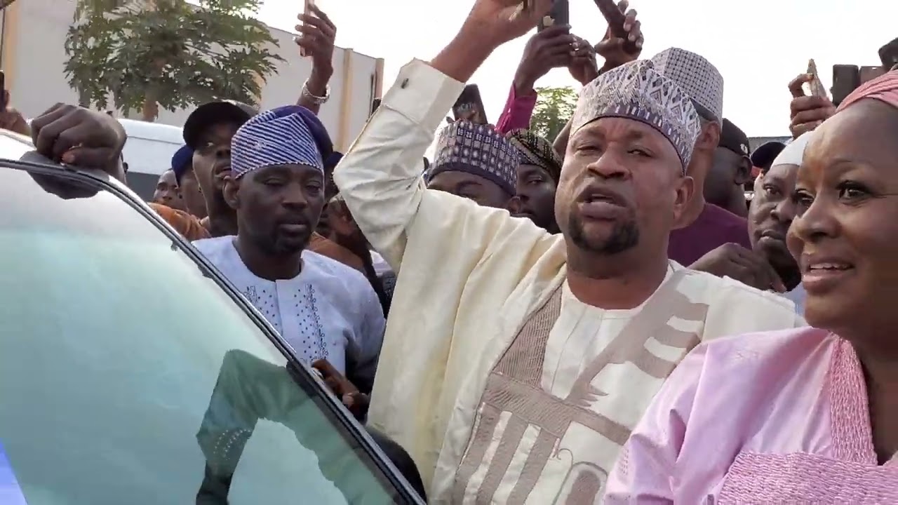 THE MOMENT PASUMA SURPRISED PFC NATIONAL BODY EXCO A BRAND NEW SIENNA BUS...
