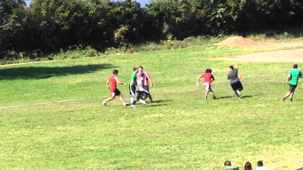 Ultimate Frisbee in Shore Road Park, Bay Ridge Brooklyn